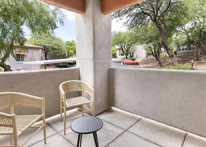 Landing Modern With Amazing Amenities Tucson