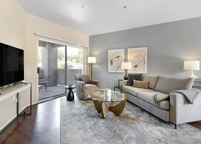 Apartment Landing Modern With Amazing Amenities *
